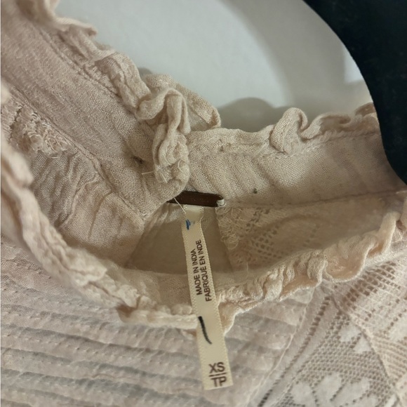 Free people boho blouse in blush - Picture 4 of 6